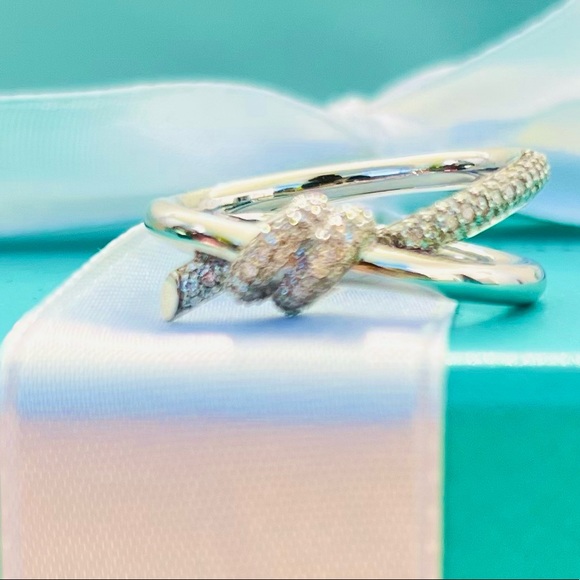 ❌❌SOLD ❌❌Authentic Tiffany double knot 18k white gold ♥️ - Picture 6 of 12